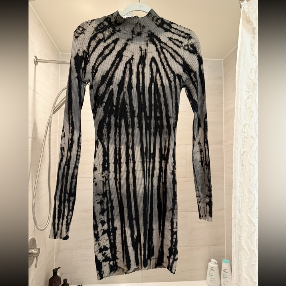 Cotton Citizen Long Sleeve Dress